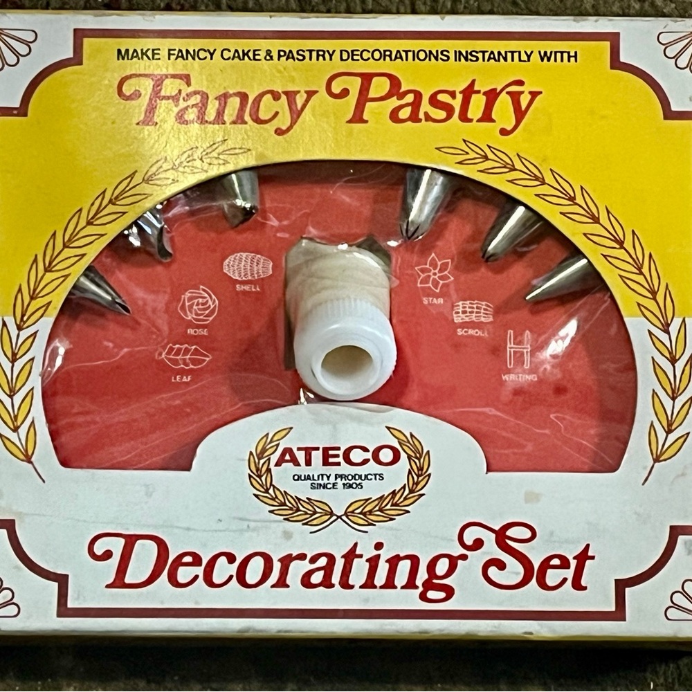 Vintage Ateco Fancy Pastry Decorating Set—unused condition